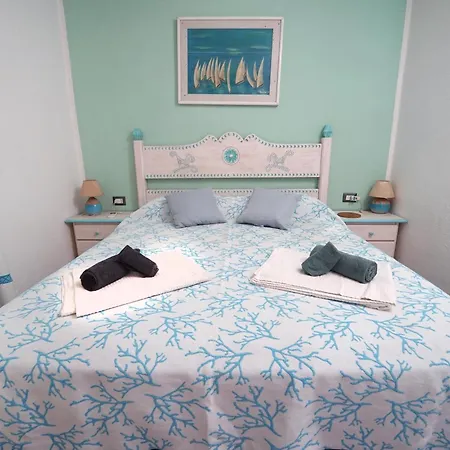 Sardinian Cottage, 150m From The Sea, Private Garden * Olbia