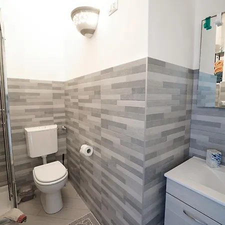 Dom wakacyjny Sardinian Cottage, 150m From The Sea, Private Garden *