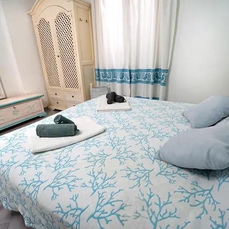 Sardinian Cottage, 150m From The Sea, Private Garden Olbia